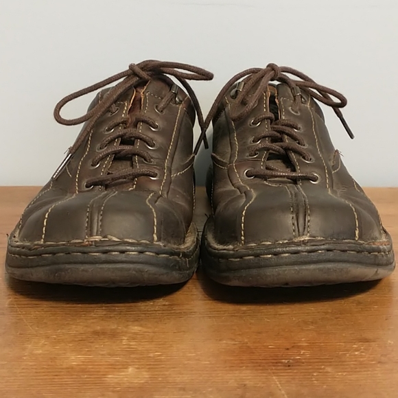 🎉Host Pick🎉 Mens Clarks Shoes - Picture 6 of 8